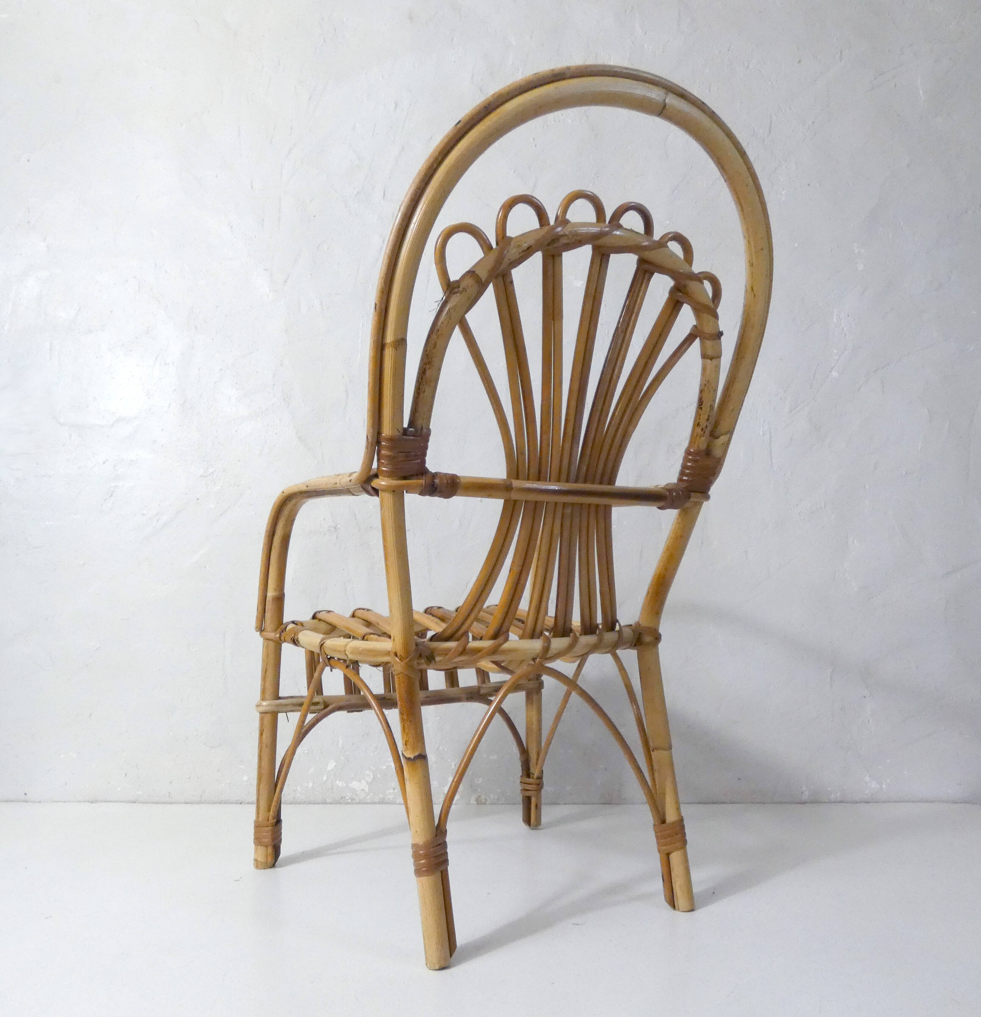 Fauteuil en rotin vintage format enfant