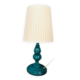 Lampe à poser vintage pied bois tourné abat-jour toile plissée