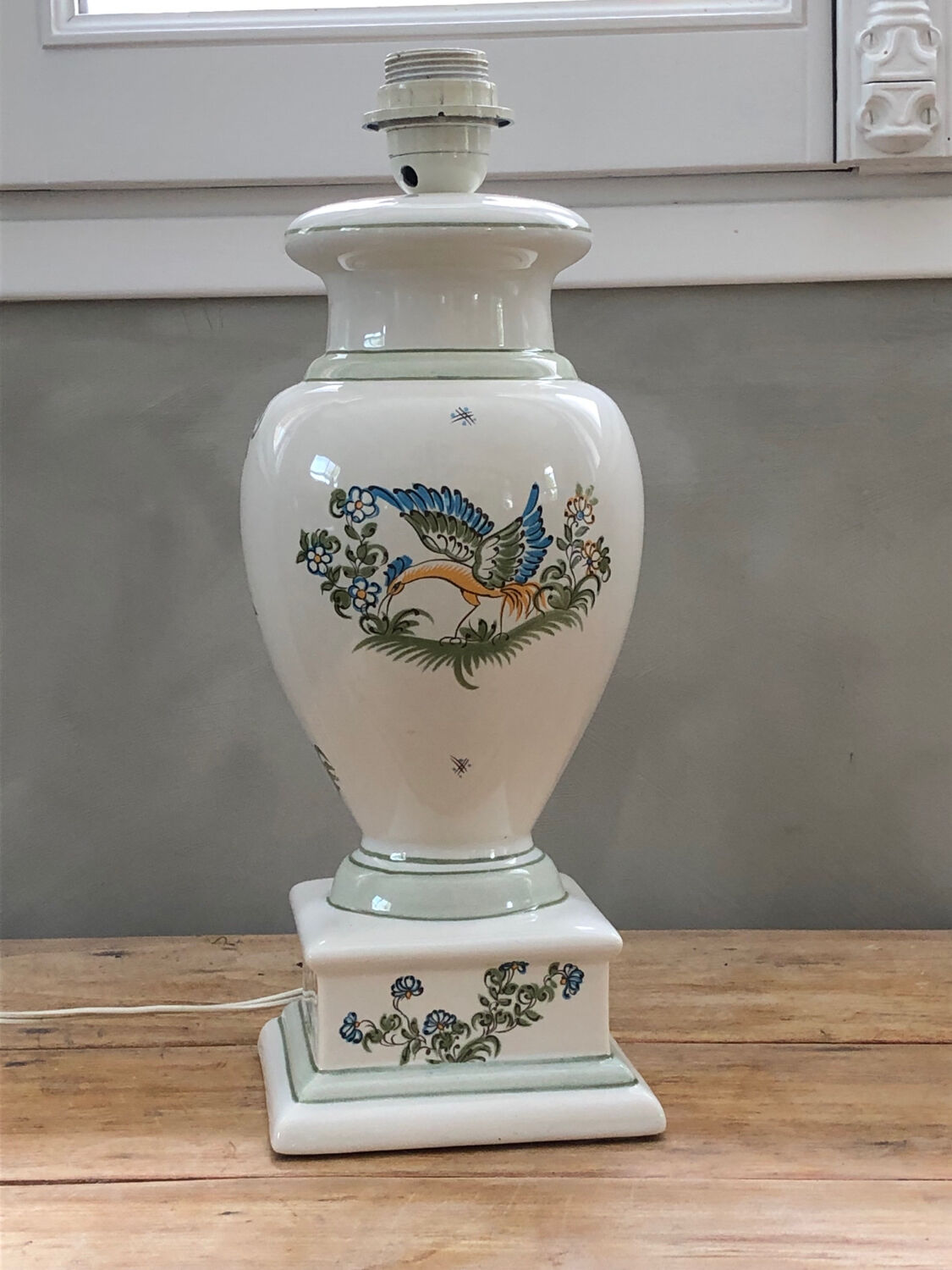 Antique lamp foot in Moustiers porcelain