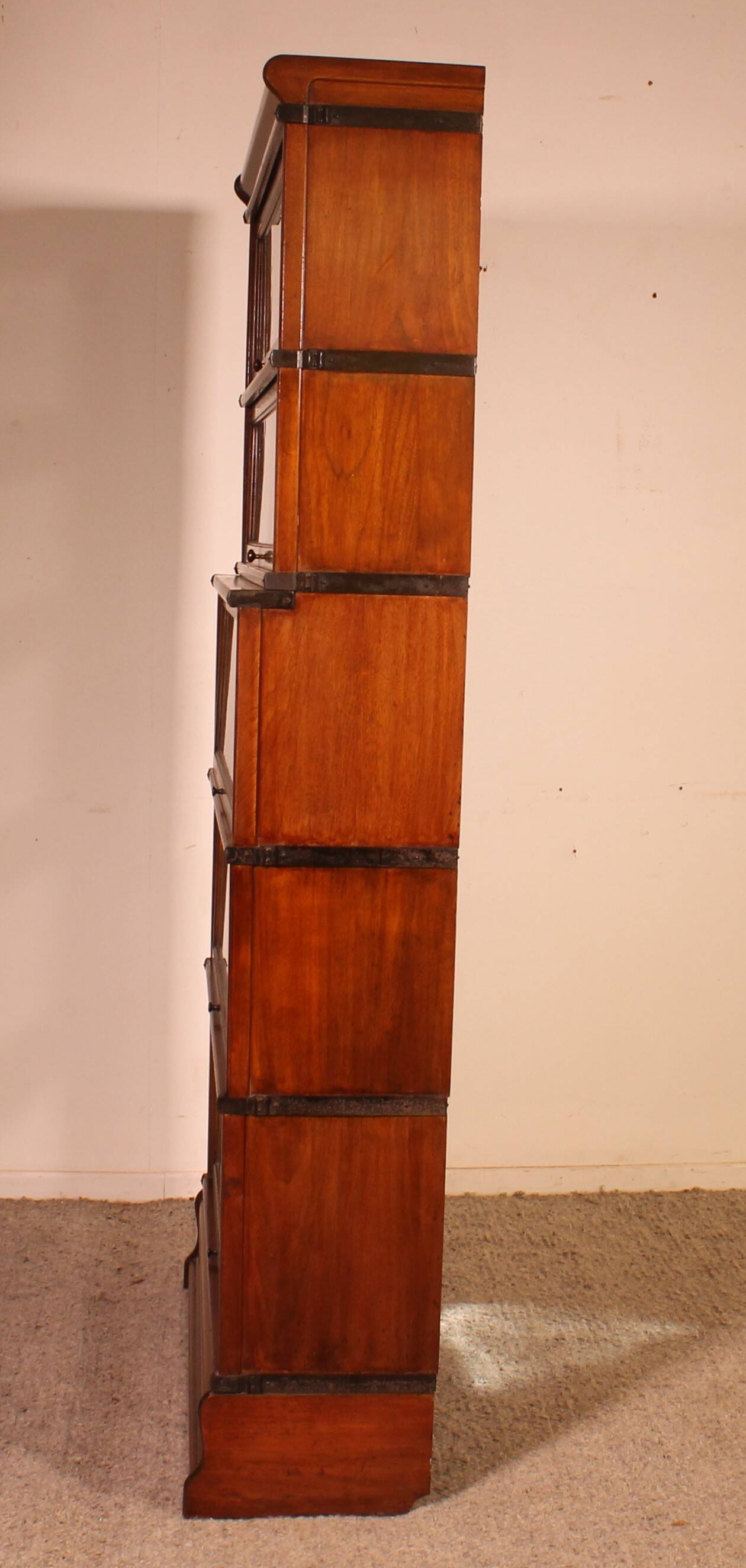 Globe Wernicke 5-Piece Mahogany Bookcase