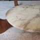 Table basse bois marbre et verre par Hugues Poignant