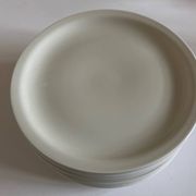 Set of 7 Scandinavian modernist flat plates in ivory earthenware