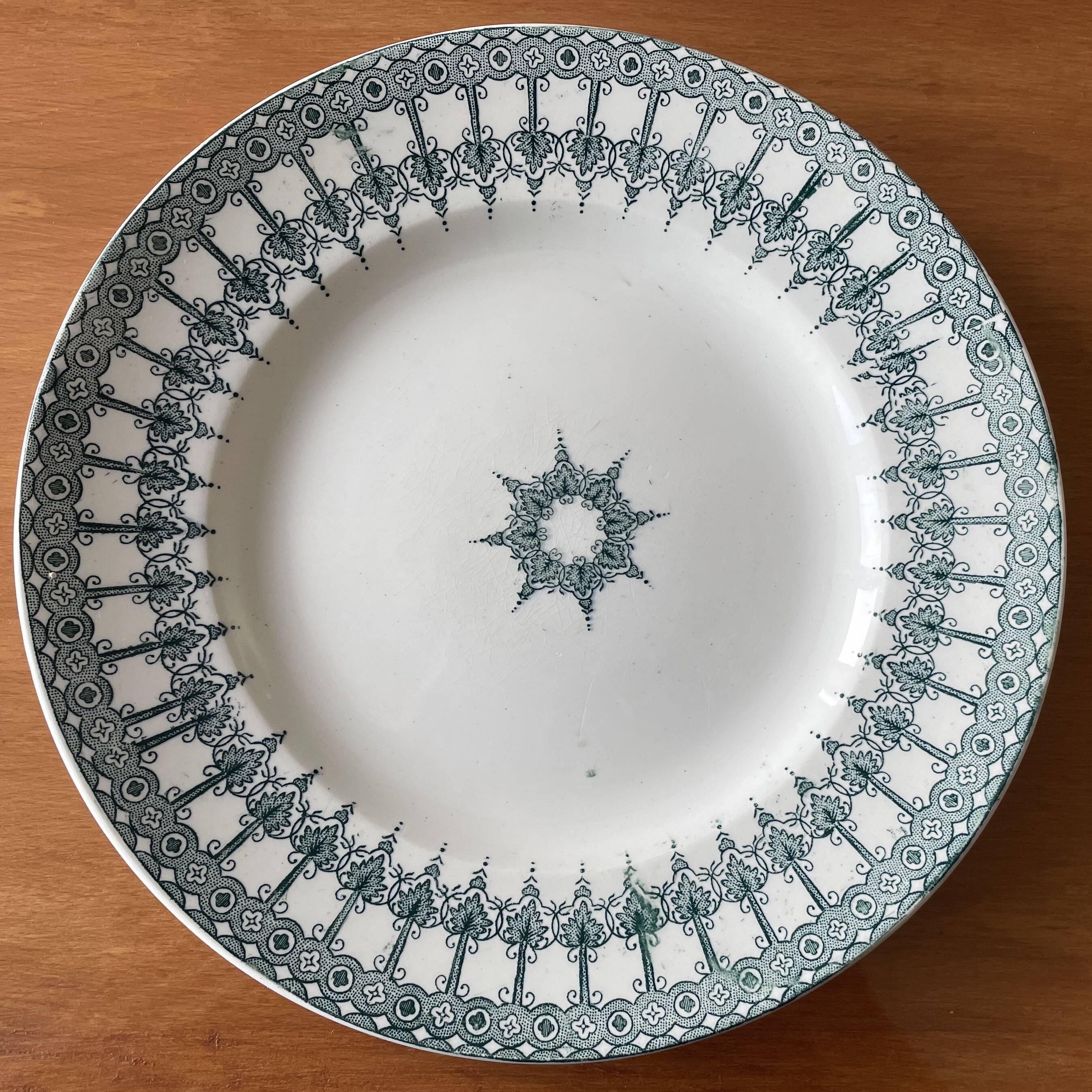 6 antique flat plates in earthenware from Saint-Amand (Nord)
