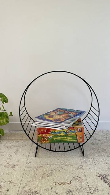 Magazine rack vintage log holder