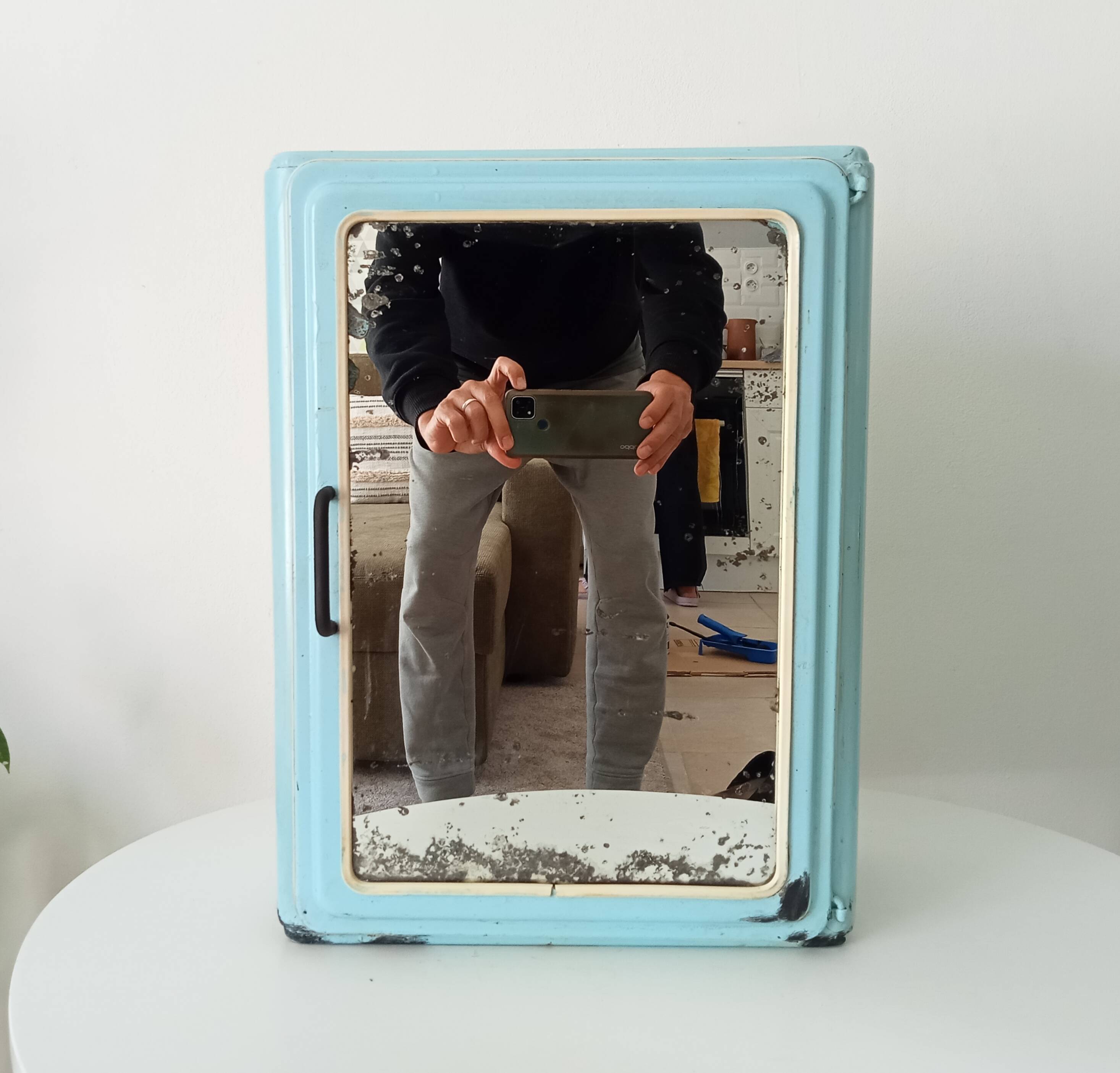 Vintage metal medicine cabinet from the 1950s