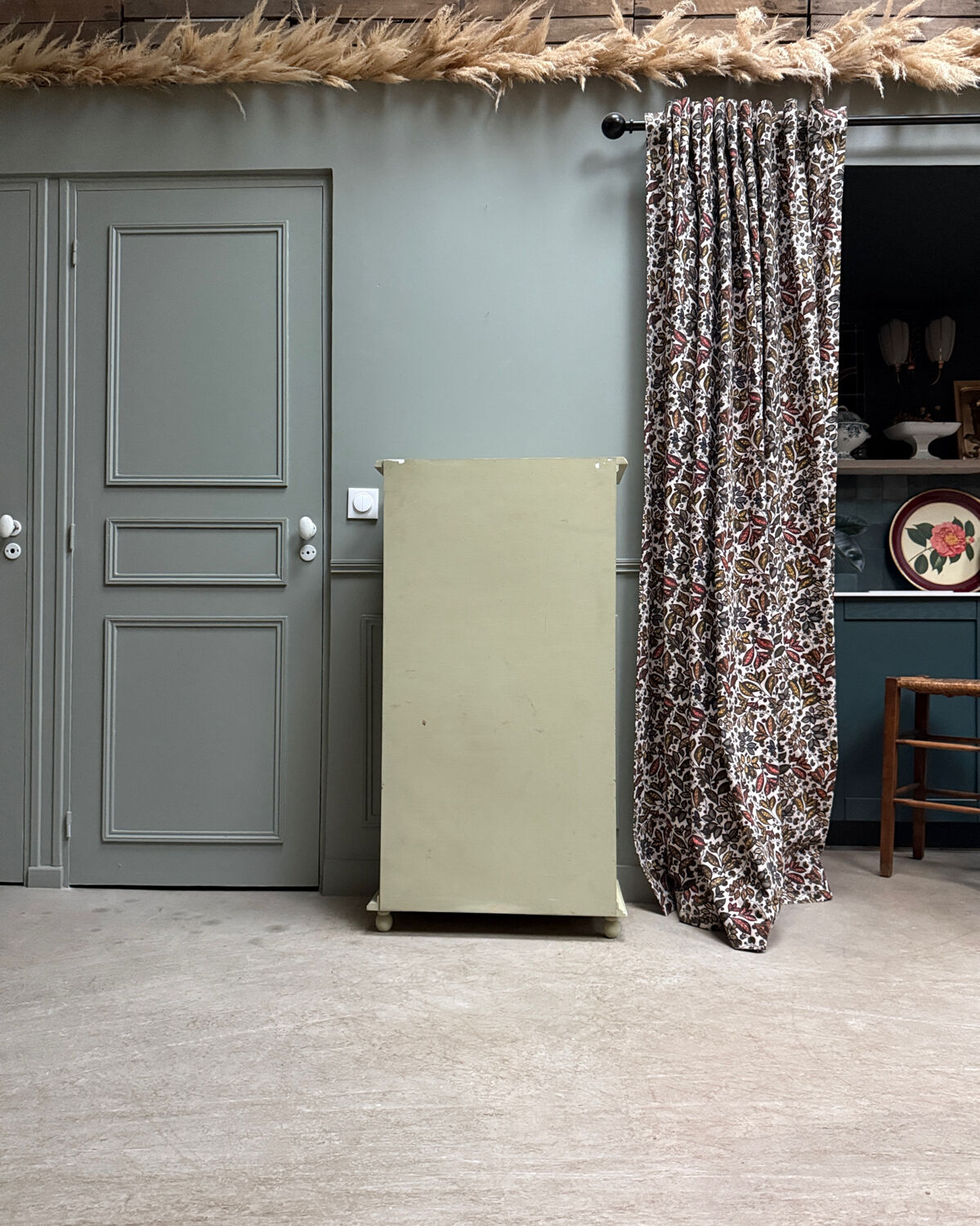 Small patinated display cabinet