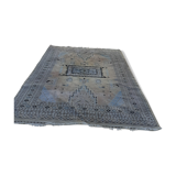 Tapis d' orient, ancien, fait main. Dominance bois de rose.