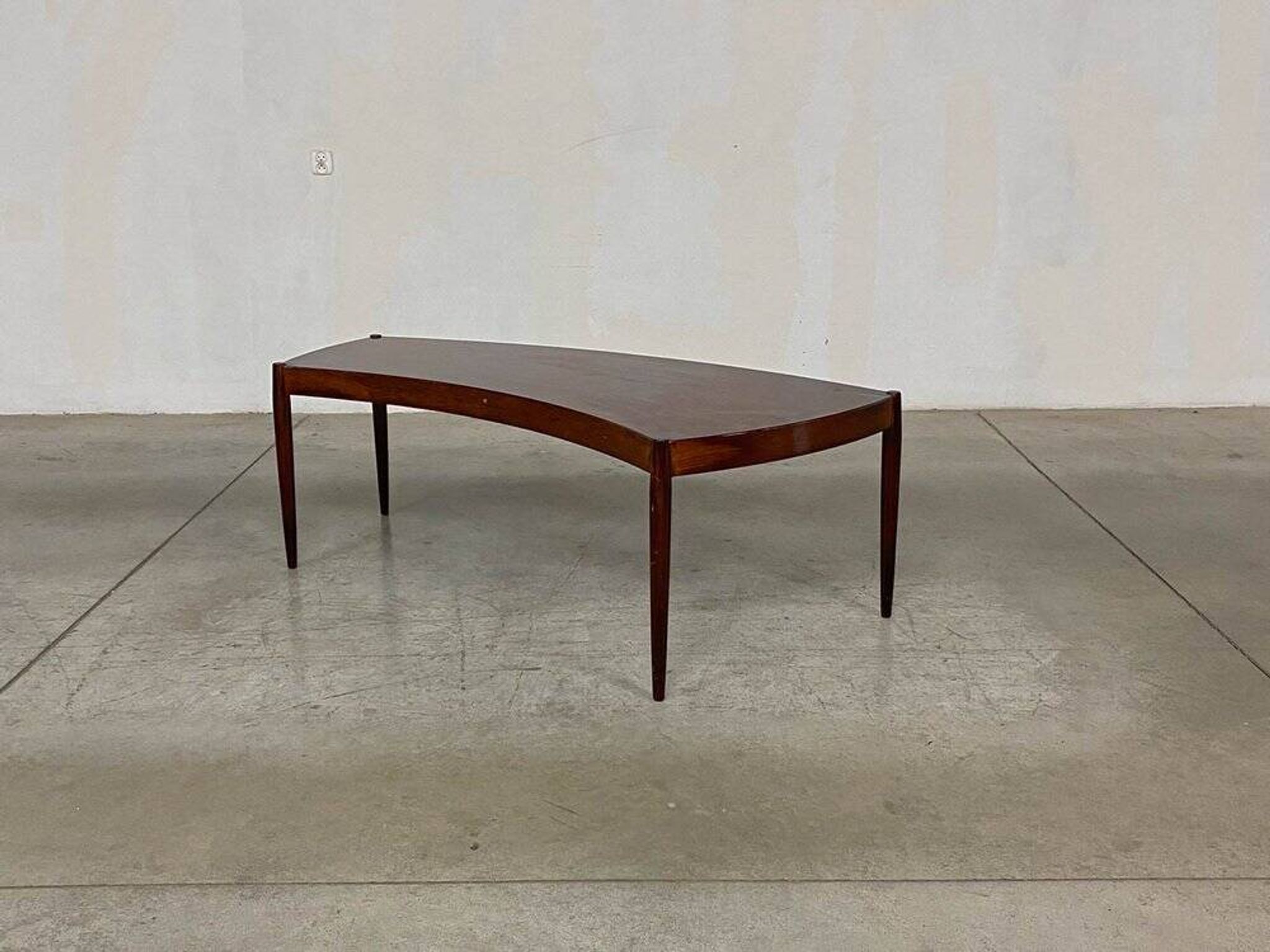 Table basse attribuée à Johannes Andersen pour Trensum, années 1960