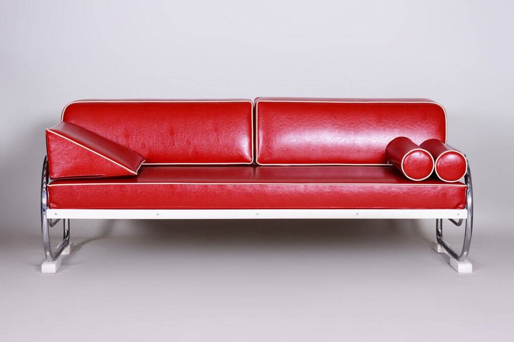 Bauhaus Sofa in Chrome-Plated Steel and Red Leather attributed to Robert Slezák, Former Czechoslovakia, 1950s