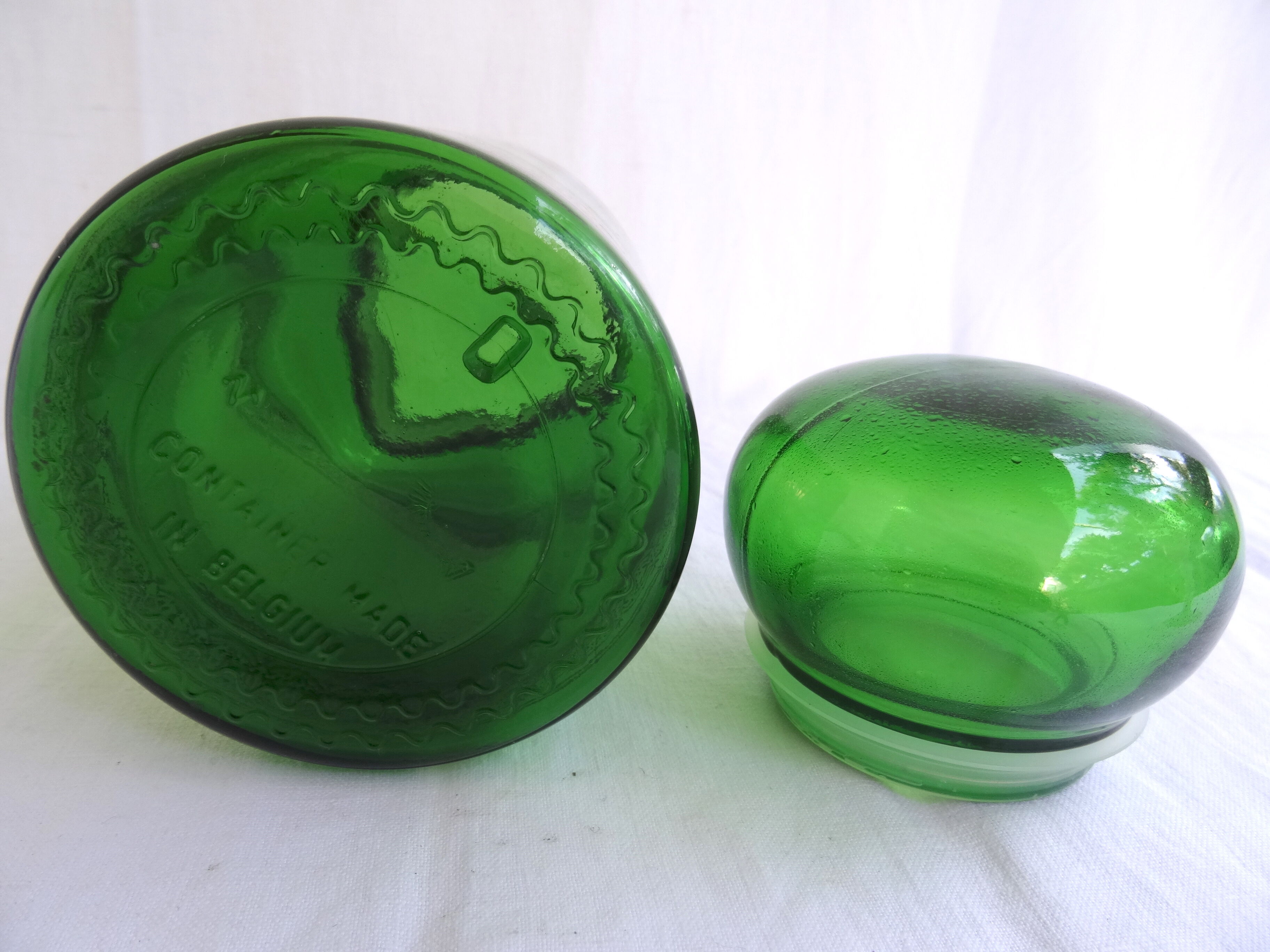 Green apothecary pot