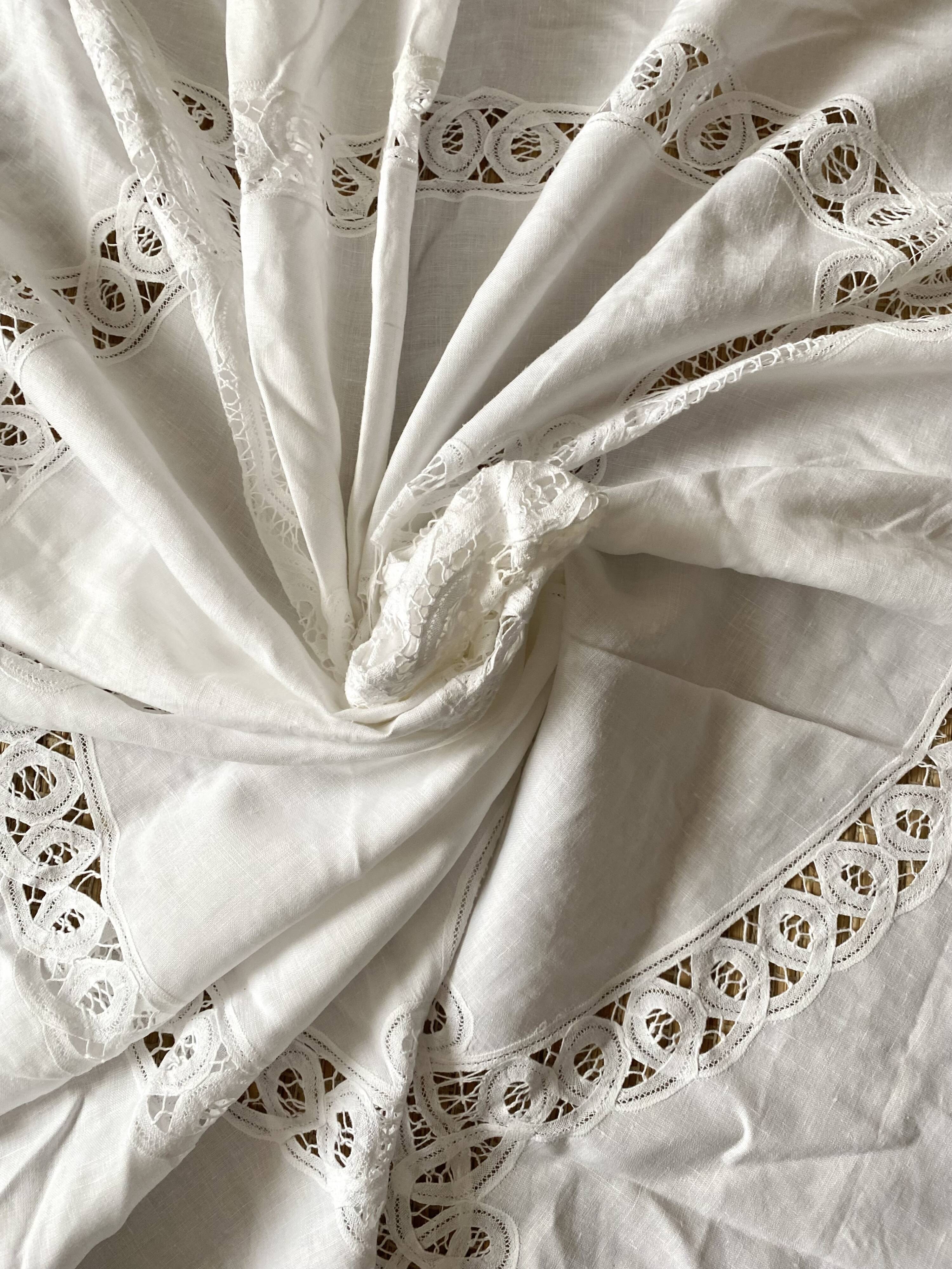 White cotton tablecloth with openwork embroidery 160X170 cm