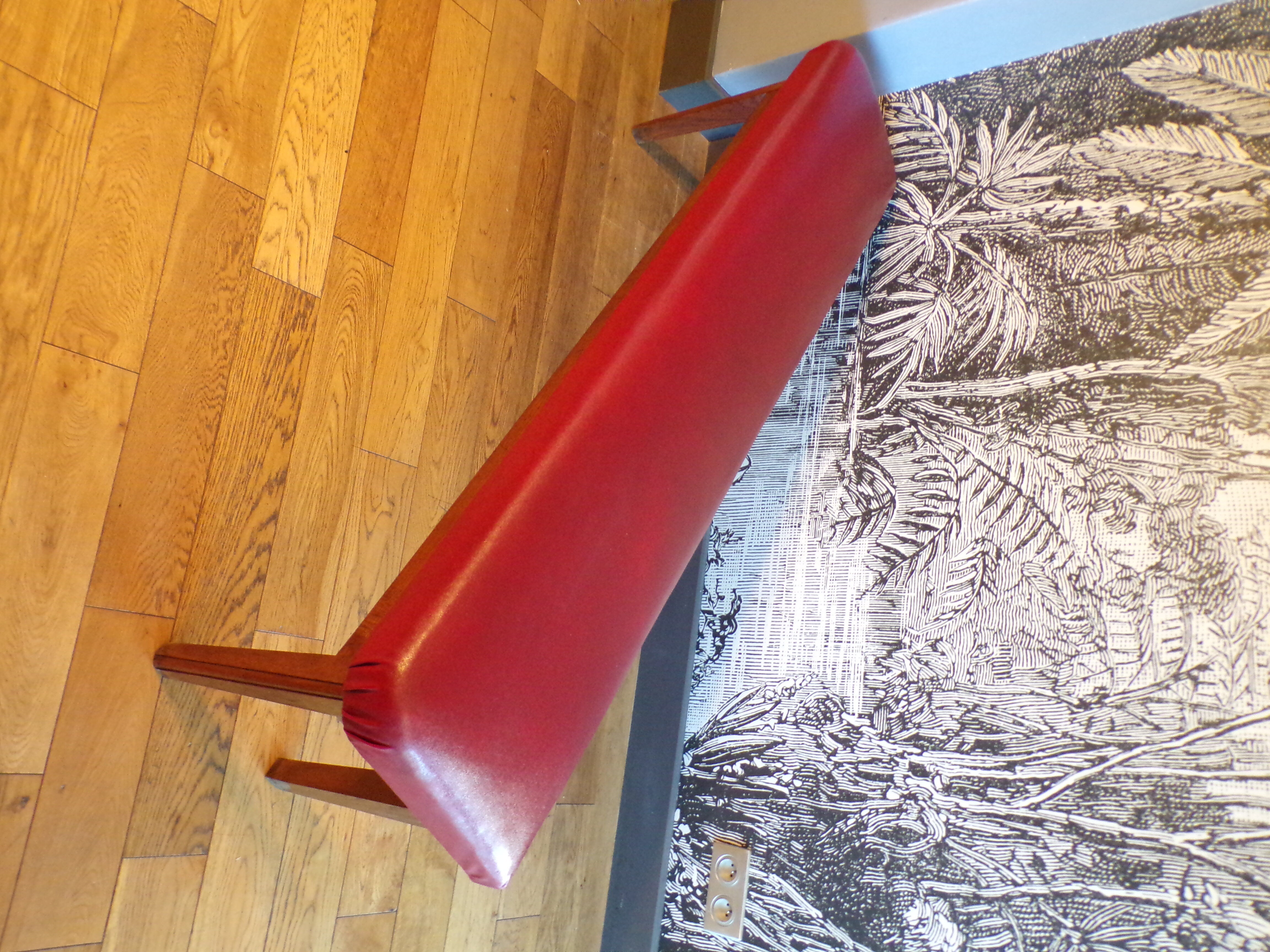 Vintage bistro bench in skai