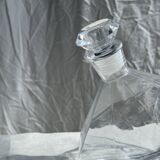 Small geometric carafe with diamond-shaped stopper and its 4 glasses