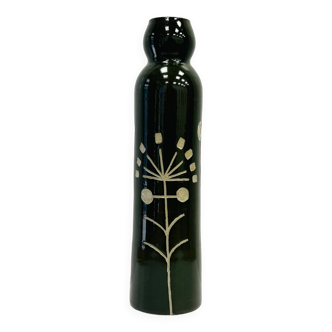 Soliflore Photosynthesis Green in sgraffito ceramic by the street artist Naïf