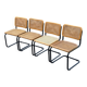 Ensemble de 4 chaises Cesca B32 conçues par Marcel Breuer, cadre noir.