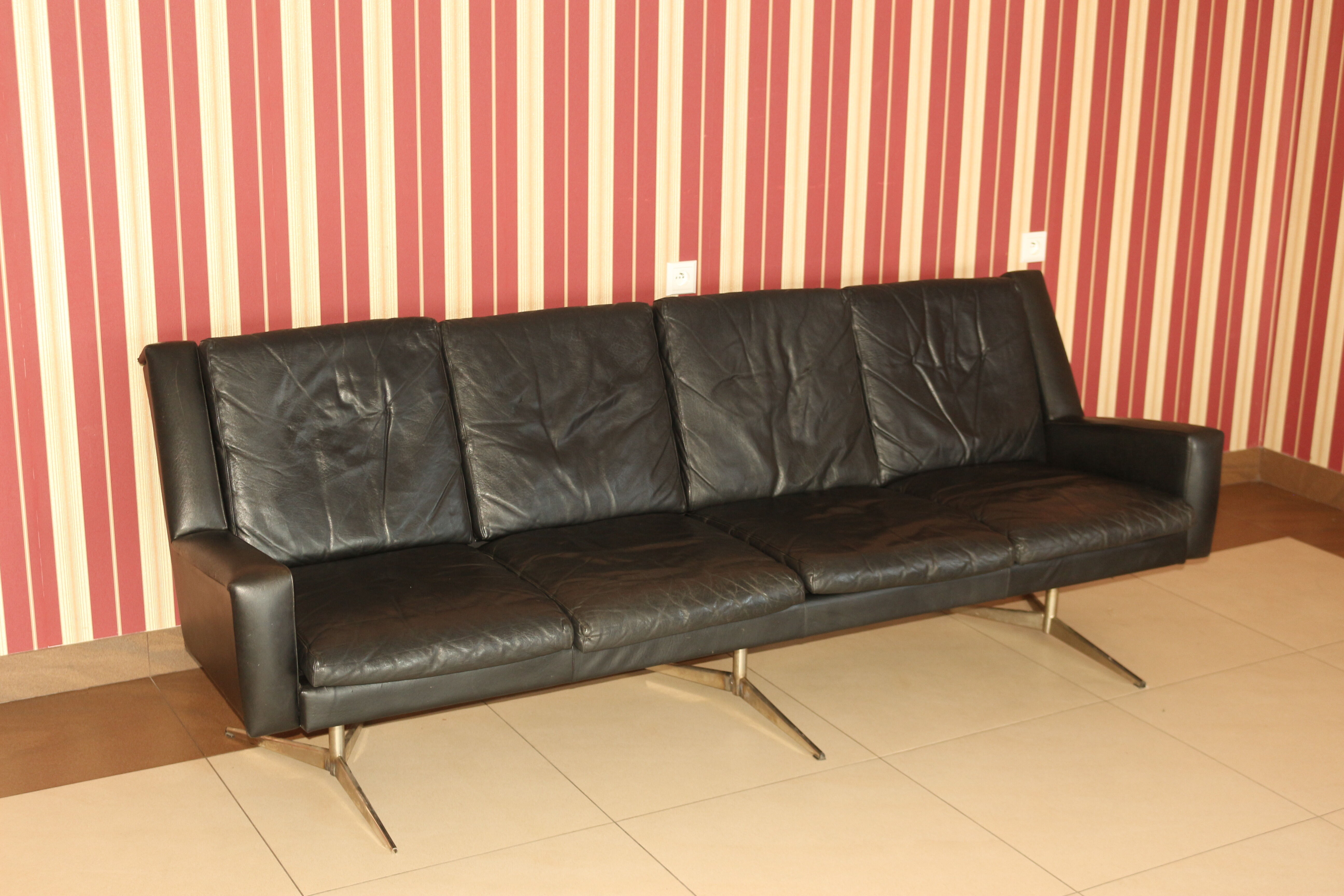 Mid-century danish leather sofa from Skjold Sørensen, 1960s