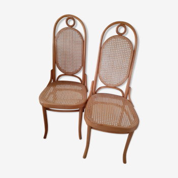 Set de 2 chaises en bois clair assise et dossier cannelés Thonet No 17?
