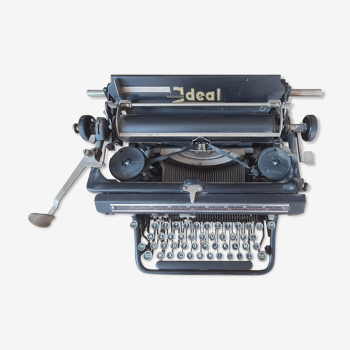 Machine à écrire naumman ideal