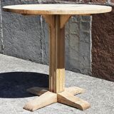 Side table or Art Deco pedestal table.