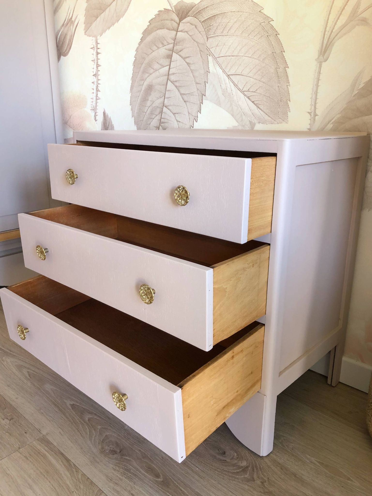 Vintage chest of drawers revisited in old powder pink