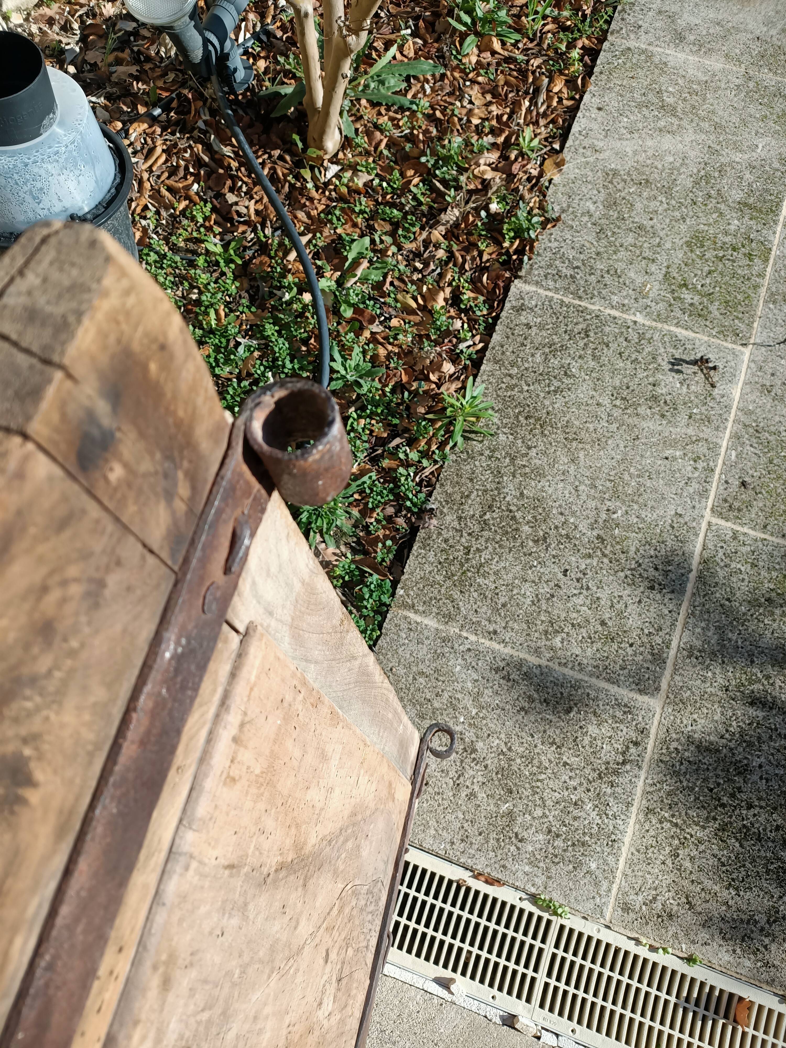 Old oak shutter 97x42 cm