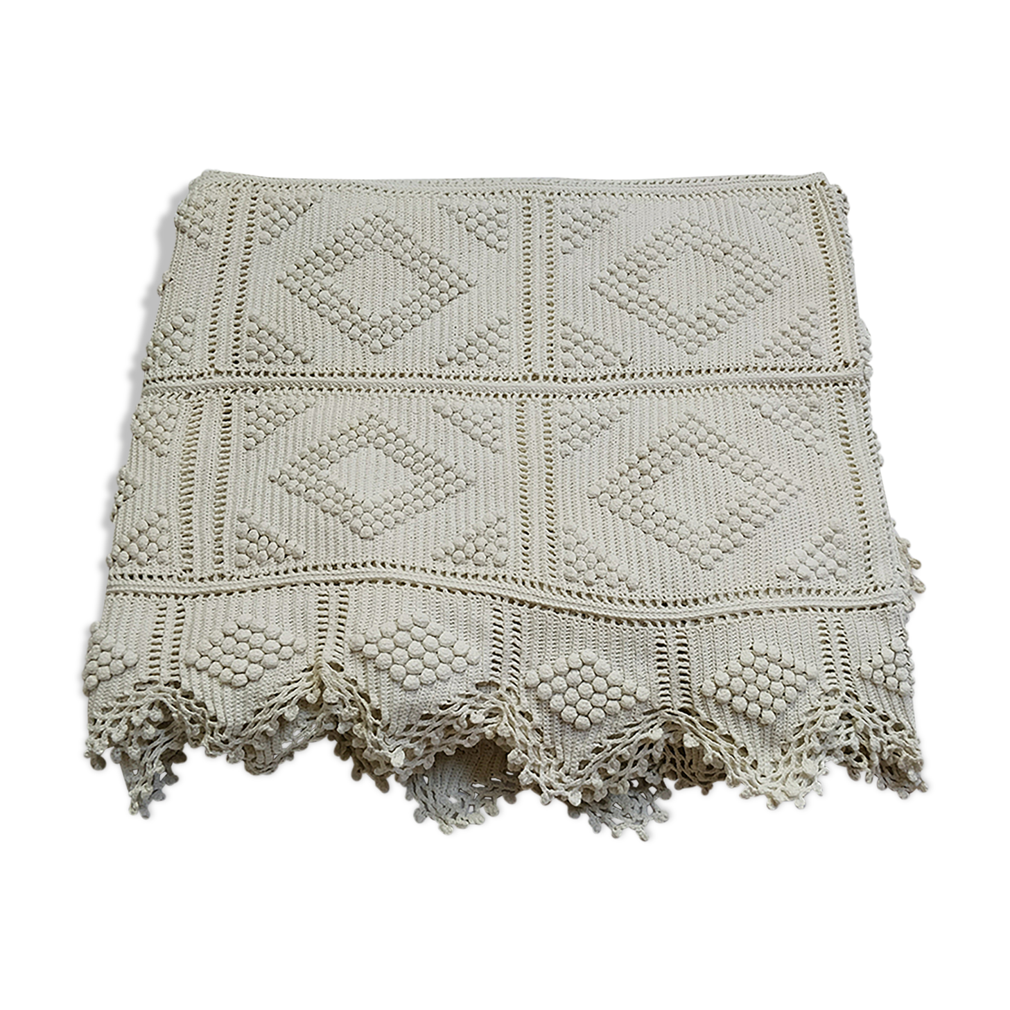 White crochet bed cover
