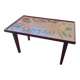 Table basse en bois scènes peintes midcentury
