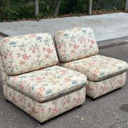 2 modular vintage bench armchairs with floral pattern – Cottage Style