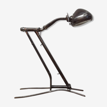 Lampe industrielle phare Harley et cadre vélo