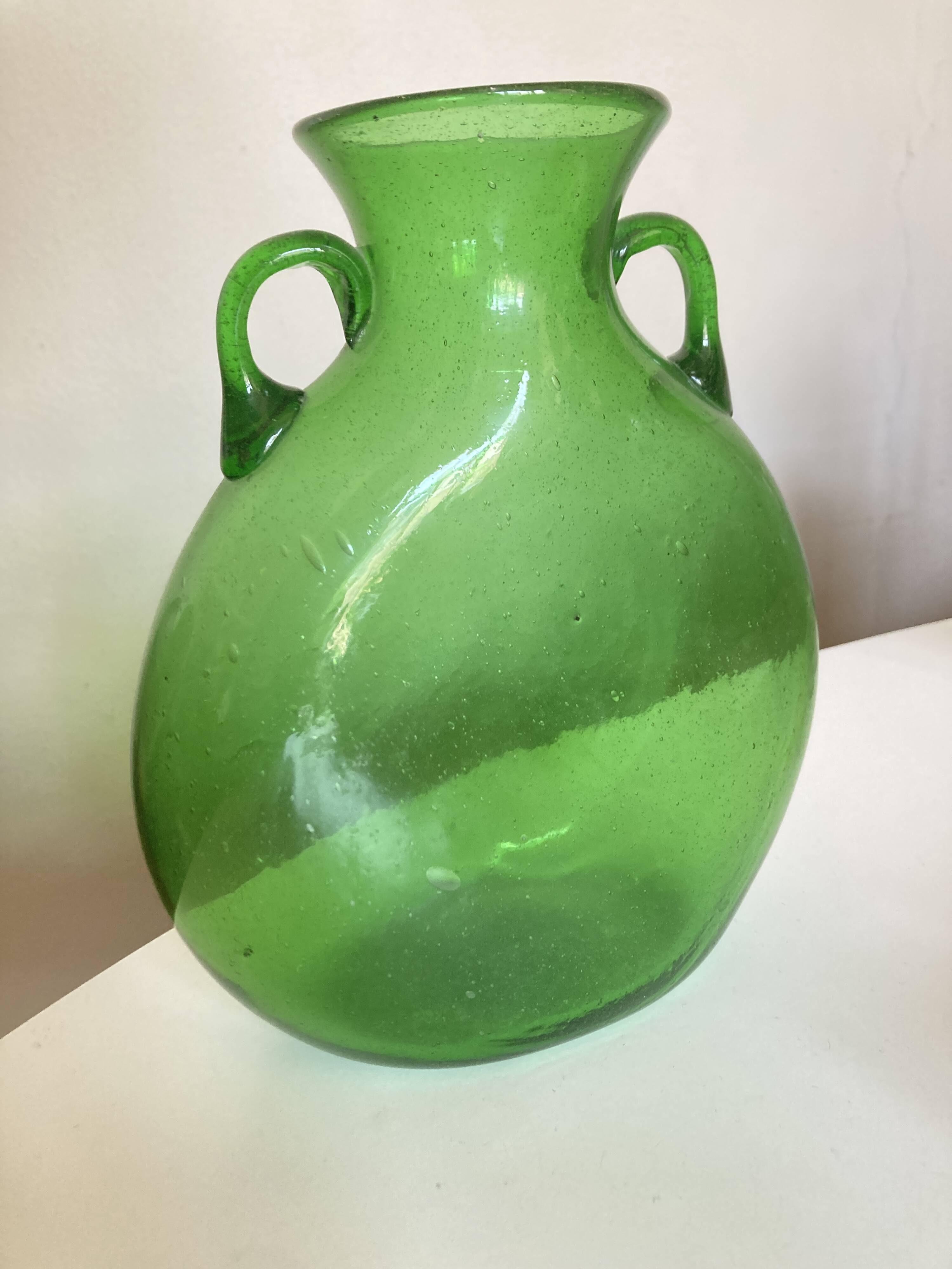 Neo-classical vase from 1960, Italian work in blown green bubble glass.