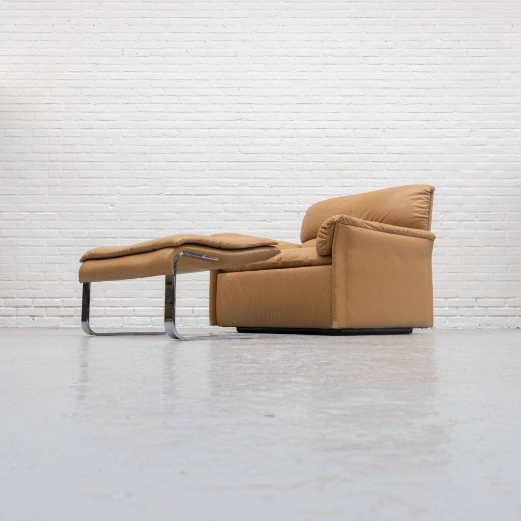 Queening Armchair by Giovanni Ofredi for Saporiti