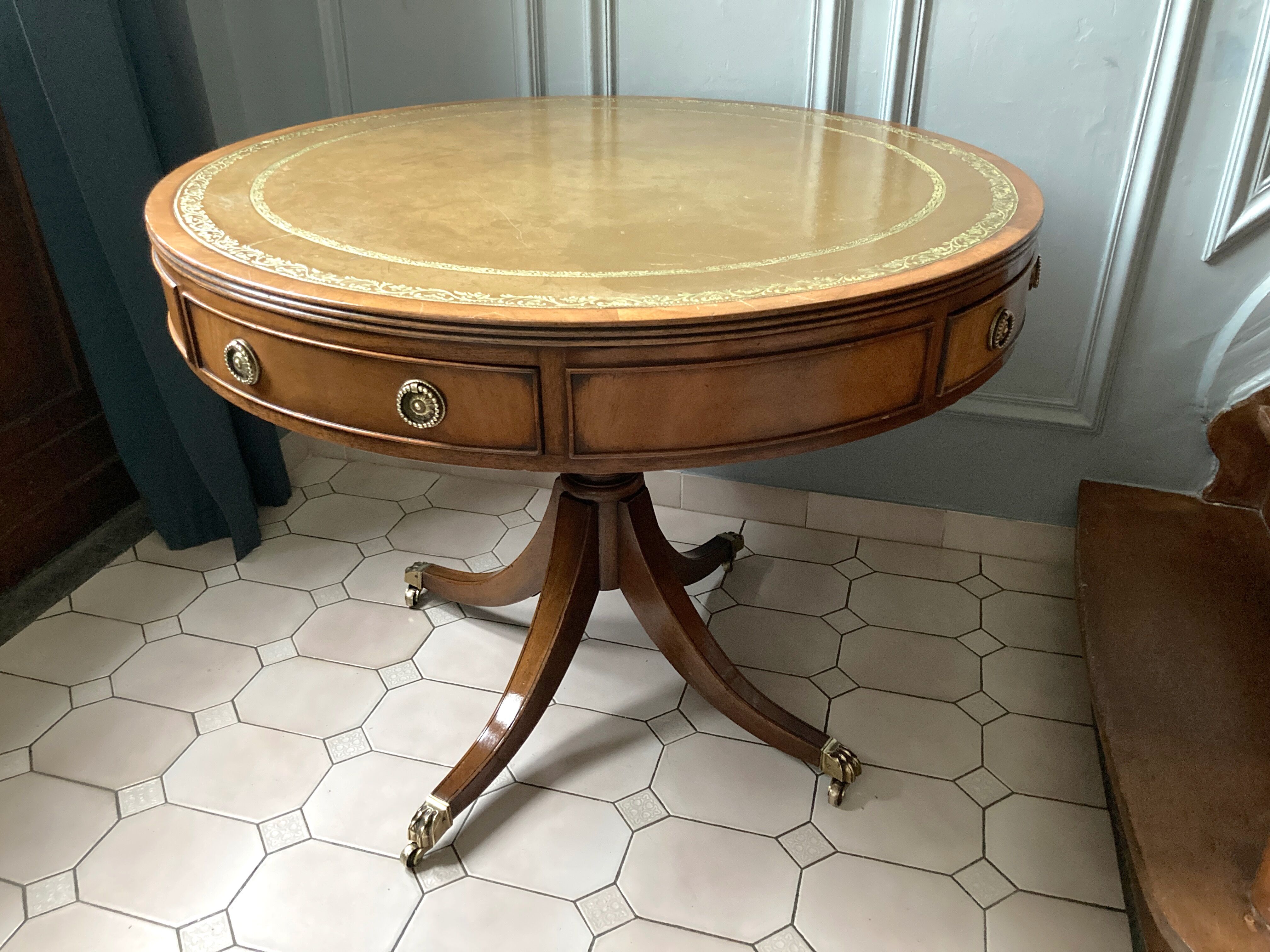 Old drum table 1900 cherry leather and brass