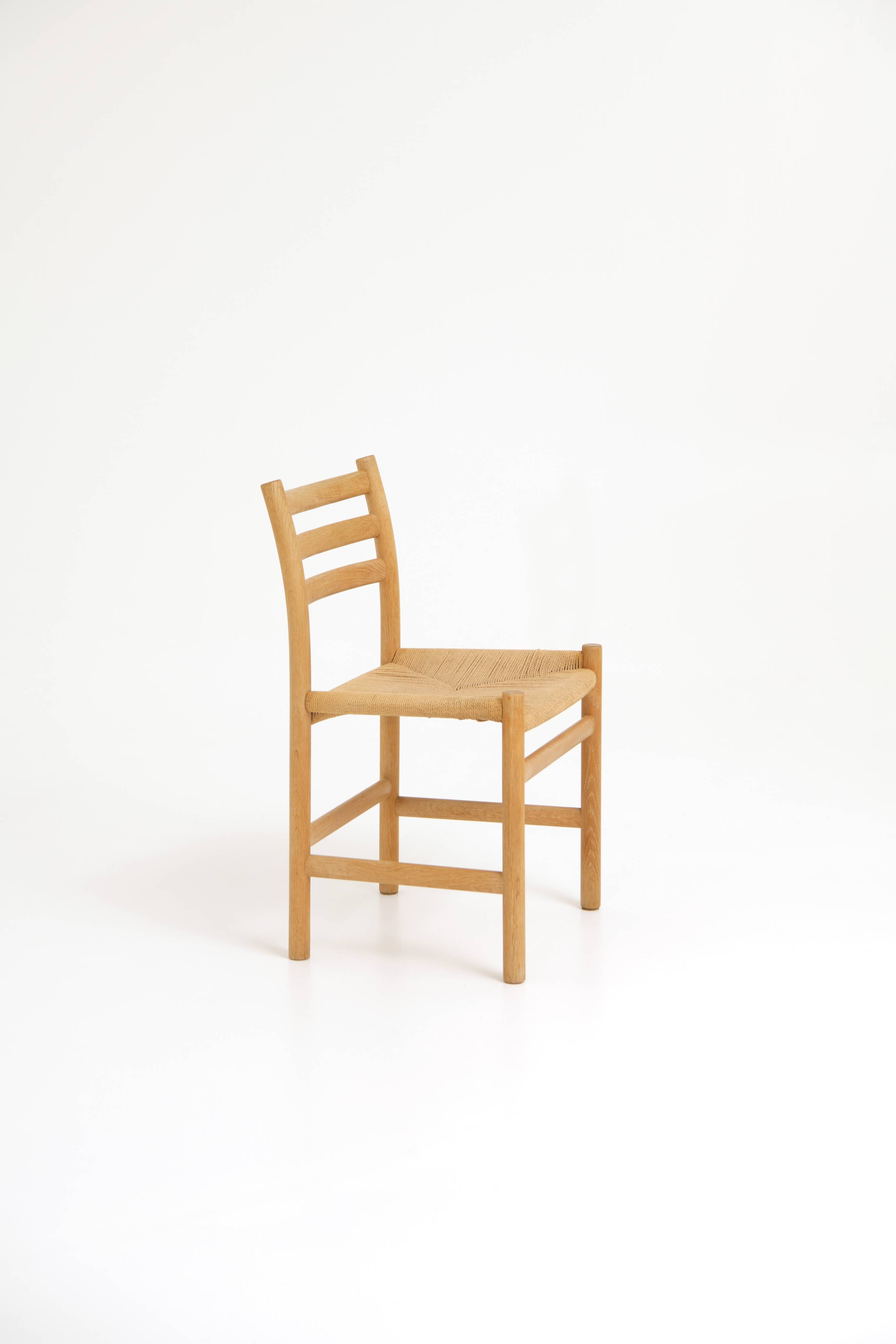 Set of 4 Dining Chairs - Model 350 - Poul Volther