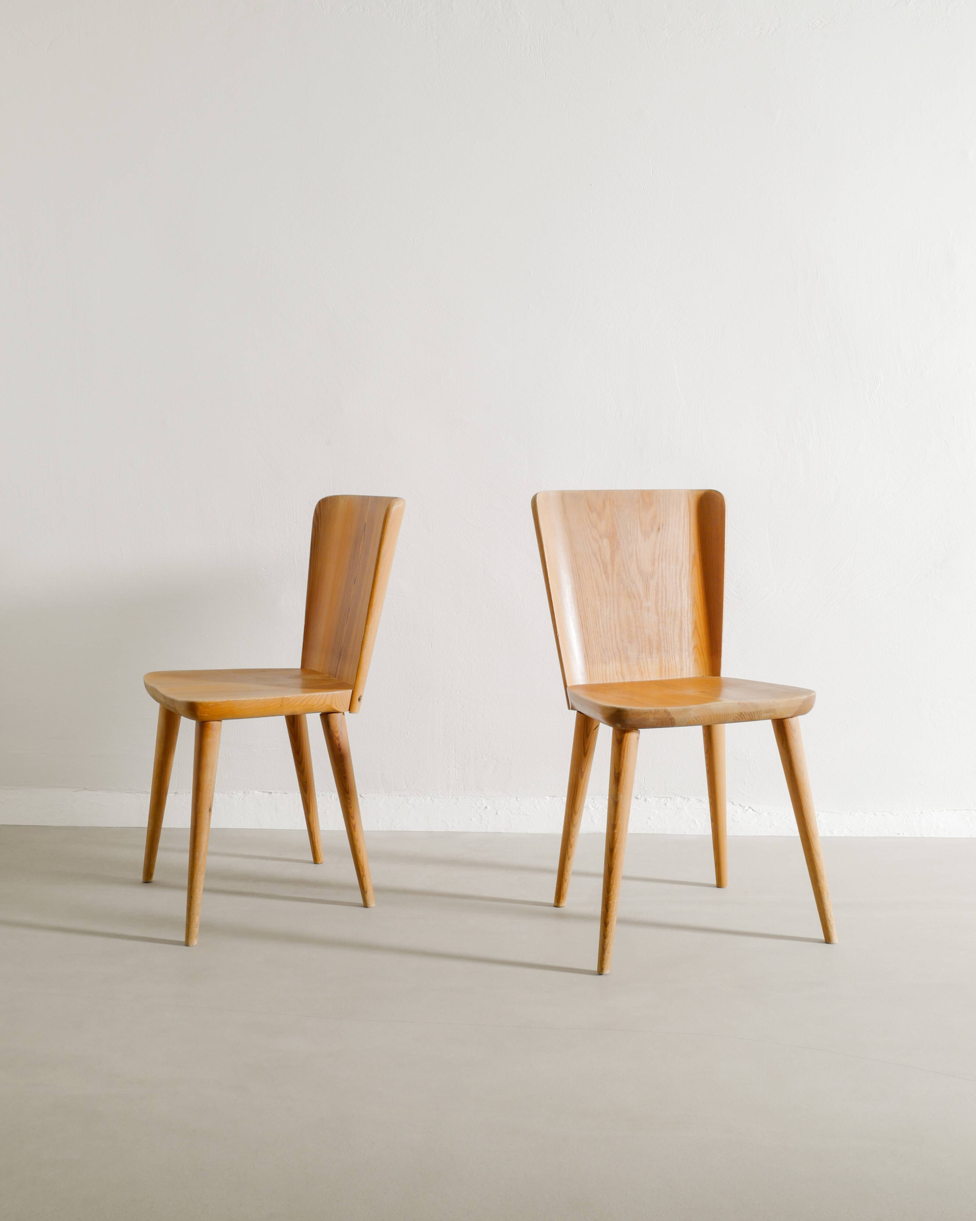 Pair of Swedish Wooden Dining Office Chairs by Göran Malmvall, 1940s