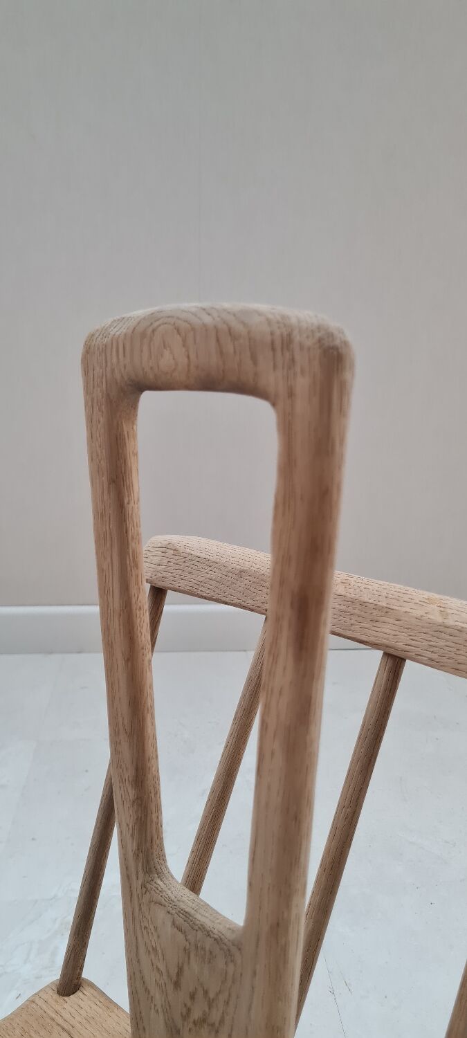 Brutalist art-popular magazine holder in solid wood