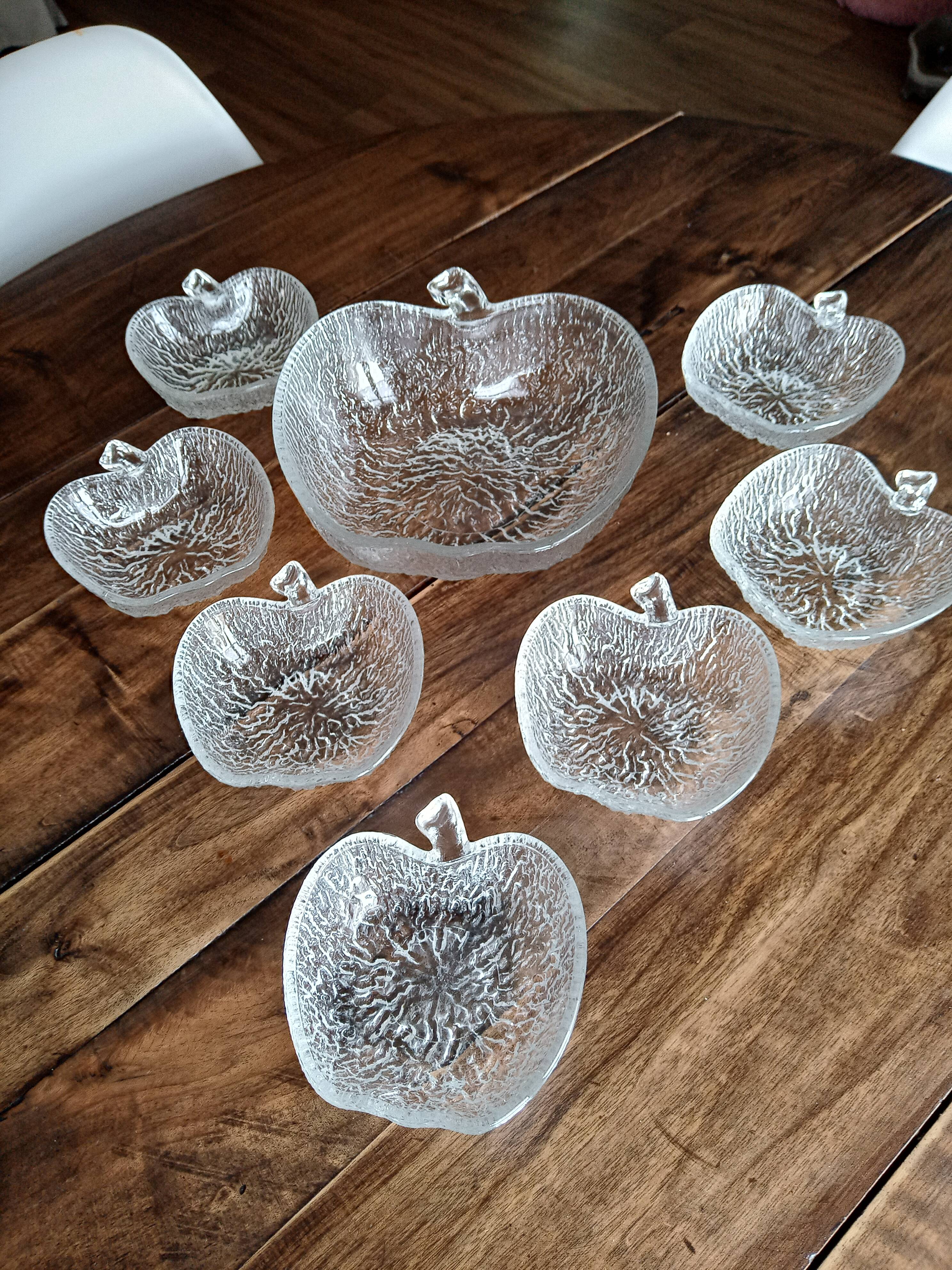 Service à dessert ou à salade de fruits vintage 8 pièces en verre opaque texturé en forme de pomme