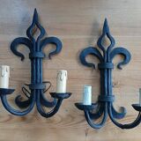 Paire d’appliques en fer forgé Lys de château Français