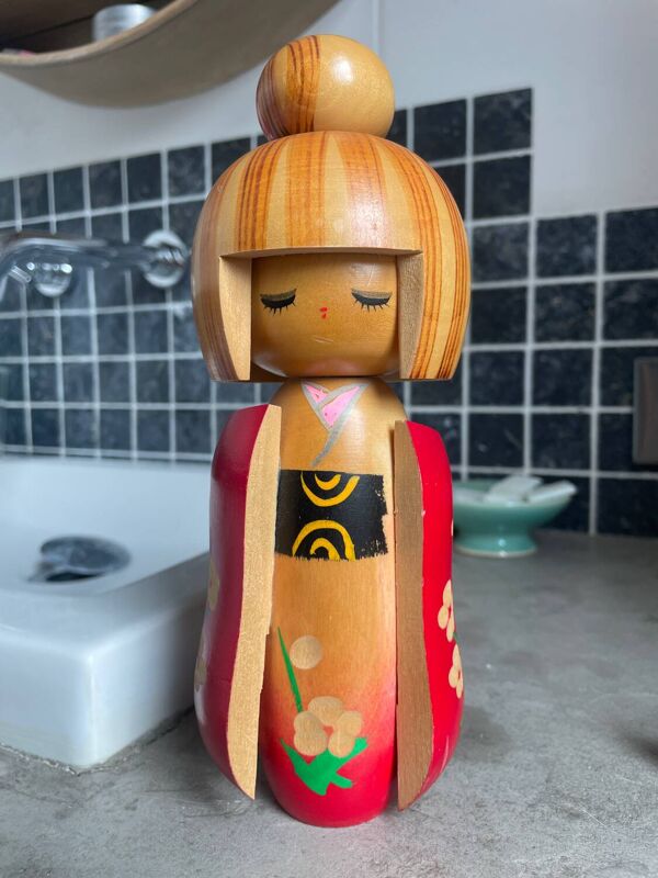 Poupée japonaise Kokeshi