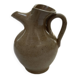 Carafe en grès beige