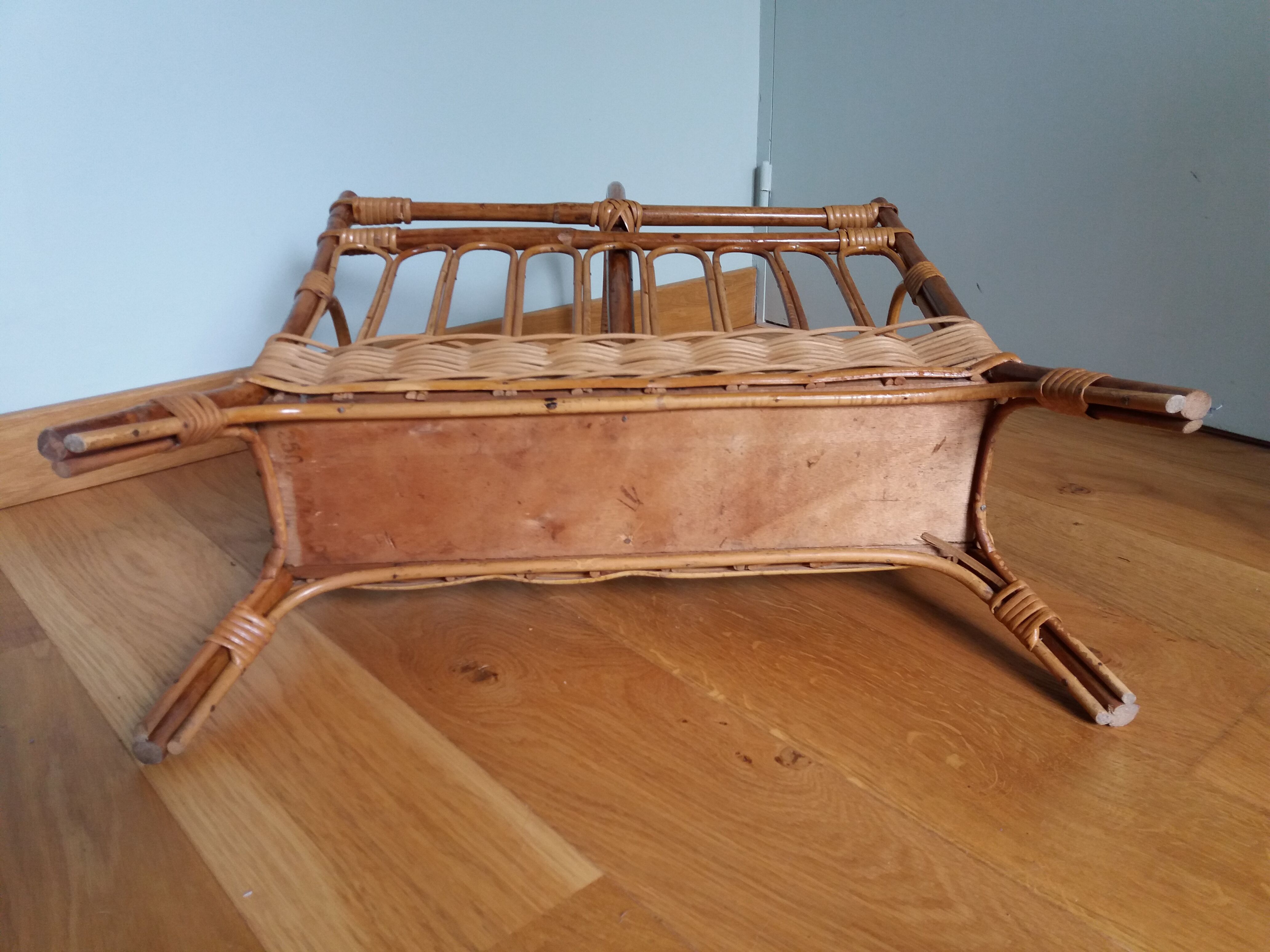 Wicker rattan magazine holders