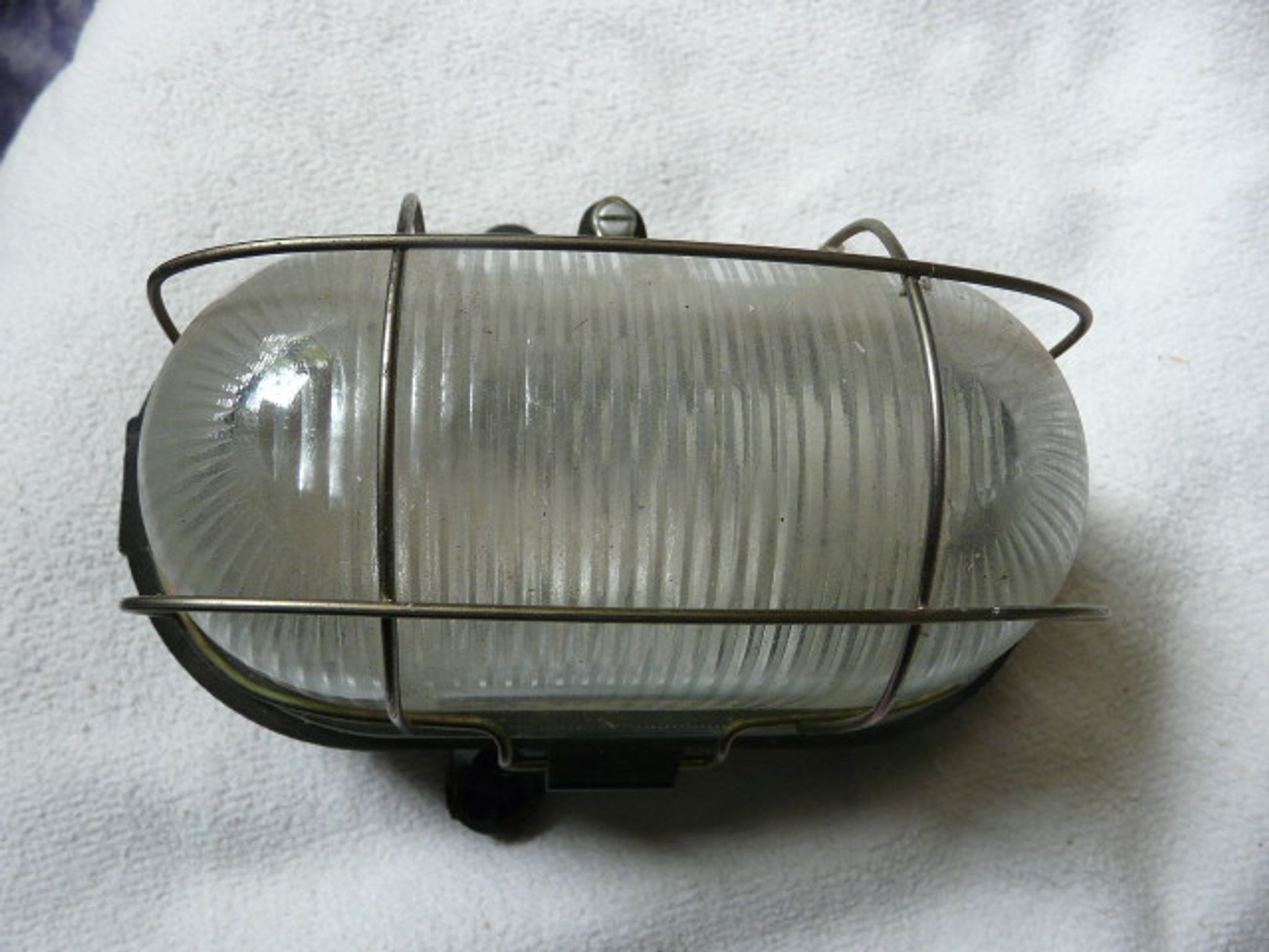 Wall lamp porthole lamp metal glass streaked grid vintage industrial design
