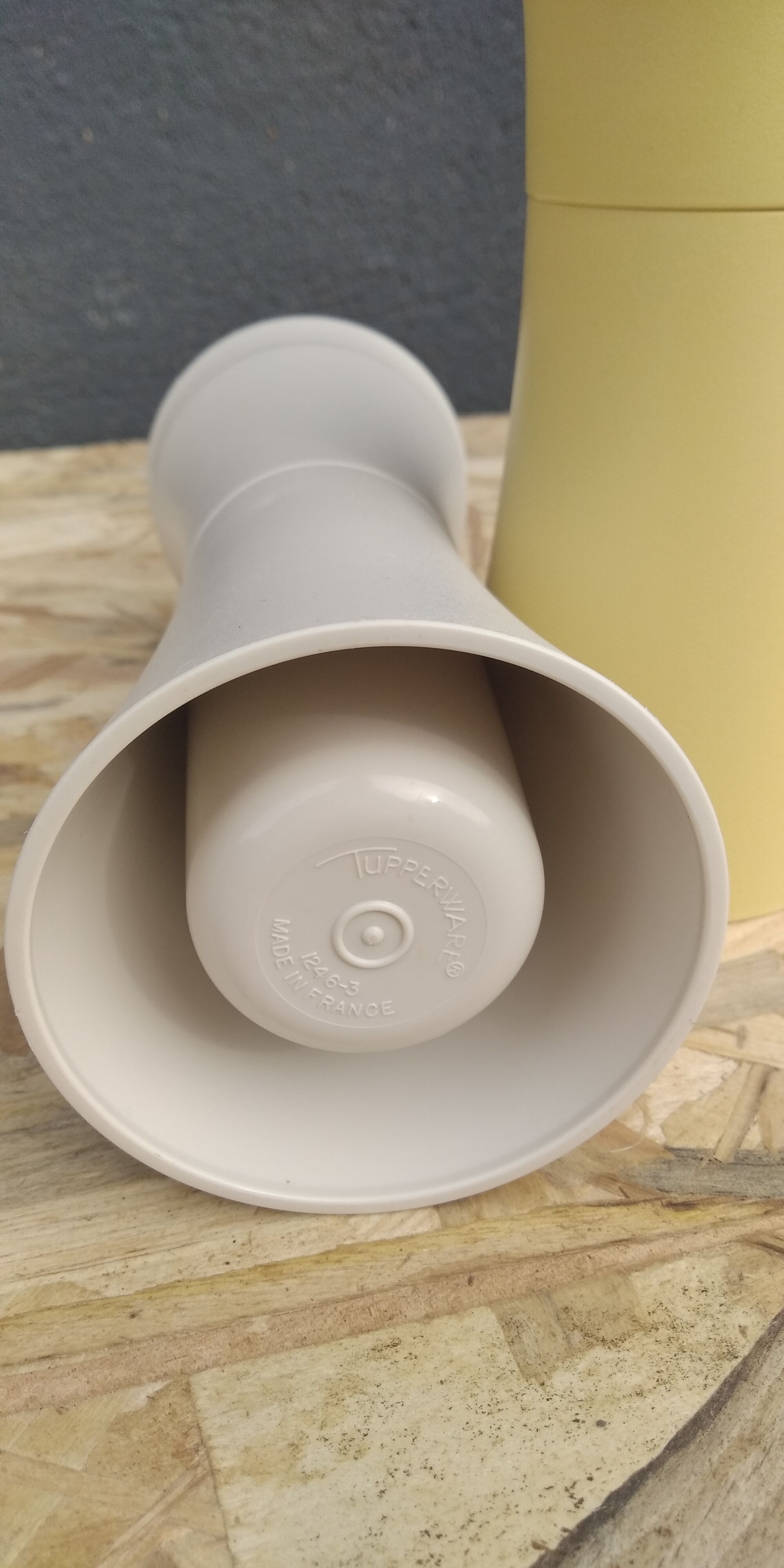 Tupperware oil/vinegar maker