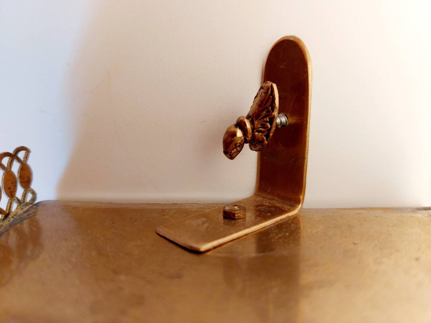 Paire d'appliques anciennes en laiton