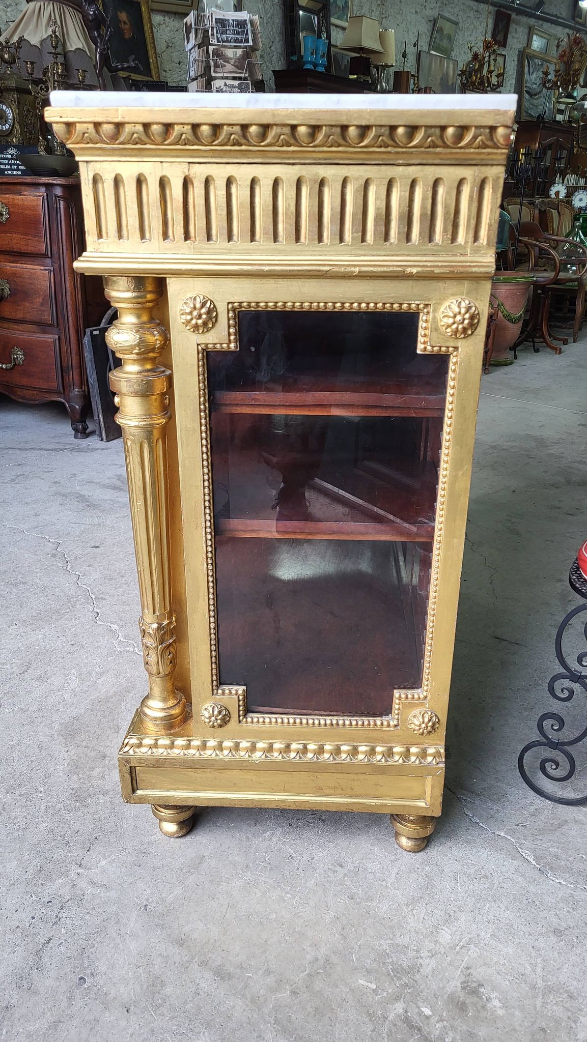 Louis xvi display cabinet in gilded wood