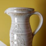 Pitcher ceramic