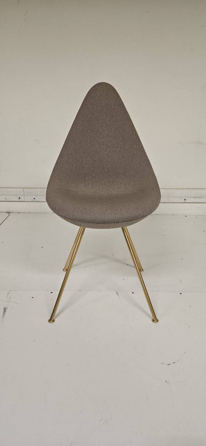 Arne Jacobsen 60th Anniversary  Drop Chair Fritz Hansen