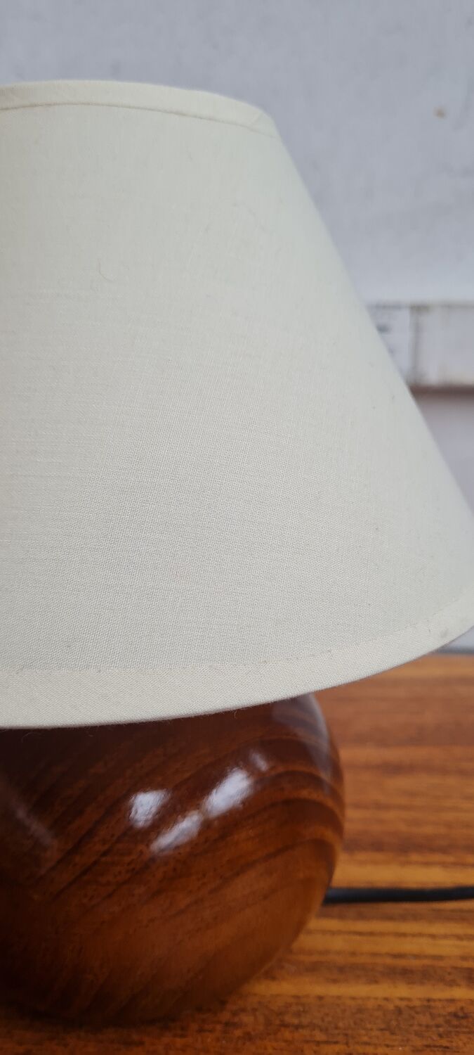 Solid walnut ball lamp