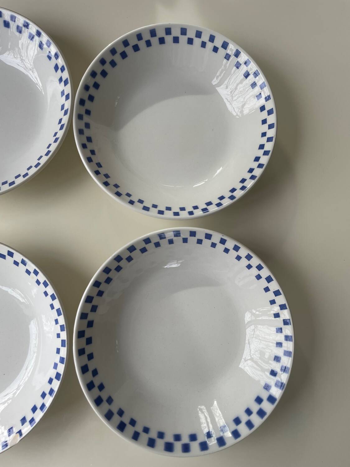 6 “checkerboard” soup plates Moulin des Loups
