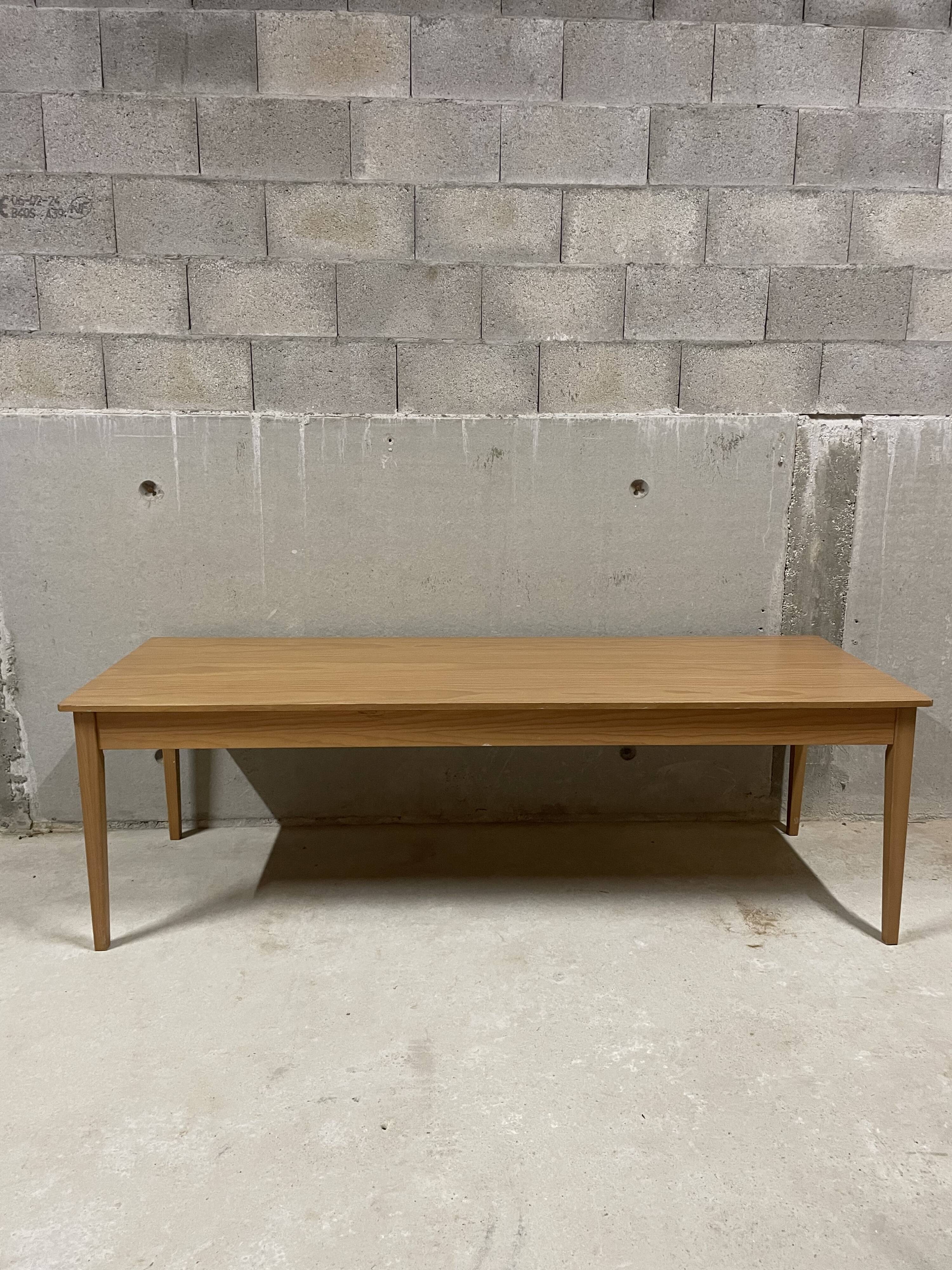 Large dining table – minimalist rustic style