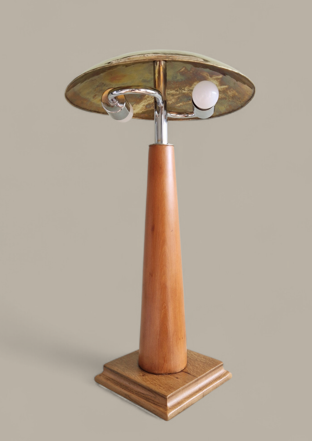 Modernist sculptural lamp wood/chrome/hammered brass - 1970s era